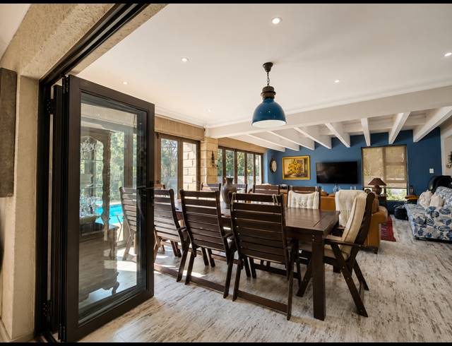 5 BEDROOM HOUSE FOR SALE IN THREE RIVERS